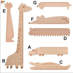 Righello in legno da 13cm.